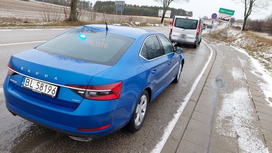 121 km/godzinę w terenie zabudowanym. Stracił prawo jazdy