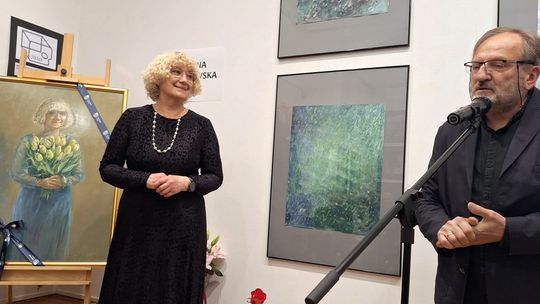 50-lecie Galerii Sztuki Współczesnej w Łomży – pół wieku sztuki, pasji i wspólnoty [VIDEO]