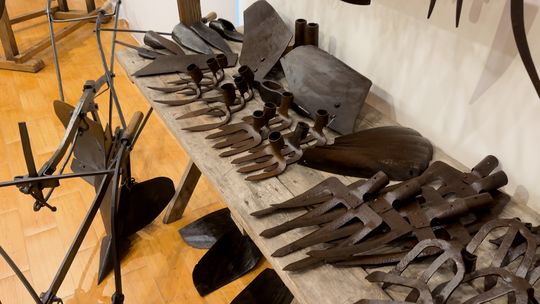 Ciechanowiecki przemysł maszyn i narzędzi rolniczych. Wystawa w Muzeum Rolnictwa w Ciechanowcu [VIDEO]