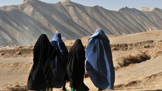 Co oznacza prawo szariatu i Jak wygląda życie w Afganistanie? 