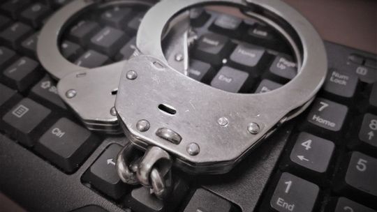 Cyberprzestępcy nie mają wakacji: CBZC na straży bezpieczeństwa w sieci