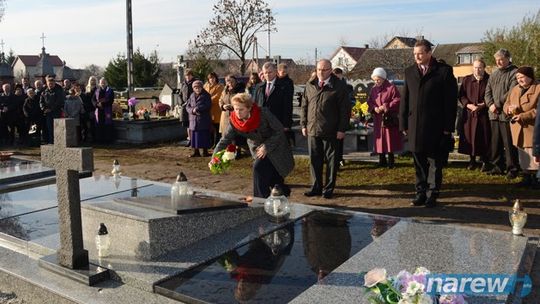 Cześć Bohaterom Polski i Nowogrodu! Cześć Bohaterom Polski i Nowogrodu!