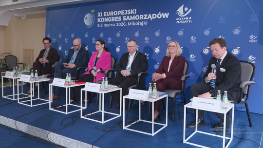 Czy politycy chcą osłabić media lokalne? Debata o przyszłości niezależnych redakcji | TV Suwałki - [VIDEO]