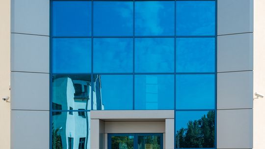 Czym wyróżnia się biurowiec w standardzie BREEAM?