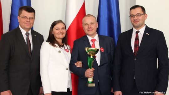 Dostawca SM MLEKPOL Wicemistrzem AgroLigi 2013