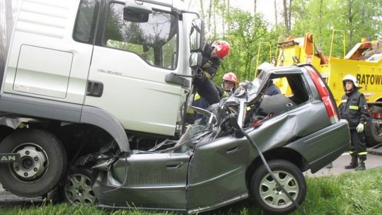 Dwie osoby zginęły w wypadku pod Zambrowem