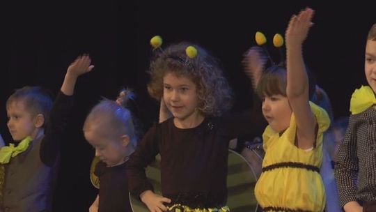 Dzień Babci i Dziadka - koncert w Zambrowie. VIDEO