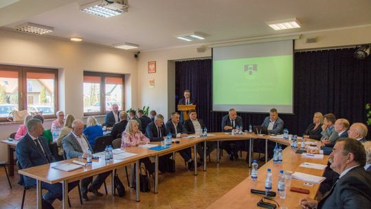Gmina Kolno: Nowe inwestycje i nominacje dyrektorskie podczas XII Sesji Rady Gminy