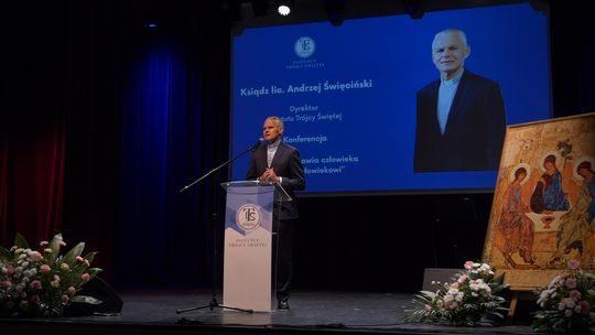 Godność nie mieści się w algorytmie. Inauguracja roku w Instytucie Trójcy Świętej - [VIDEO]