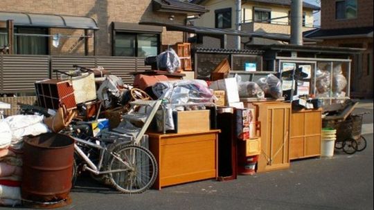 Graty z chaty, czyli zbiórka odpadów wielkogabarytowych