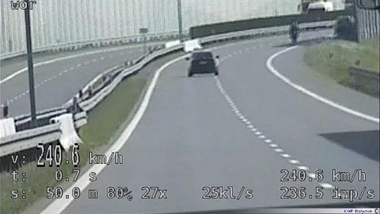 Jechał krajową "ósemką" 240 km/h