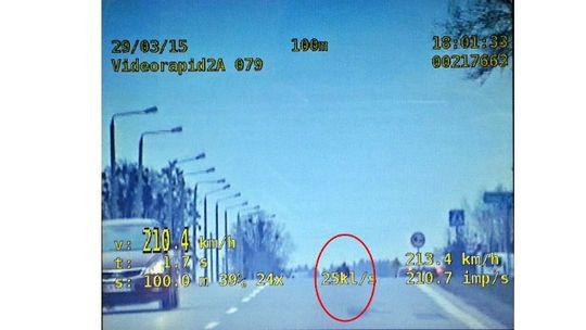 Jechał ponad 200 km/h – stracił prawo jazdy