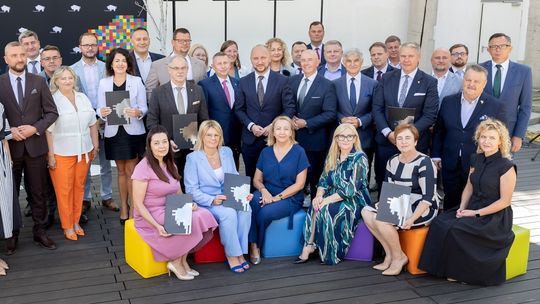 Kolejne umowy w ramach Funduszu Wsparcia Gmin i Powiatów