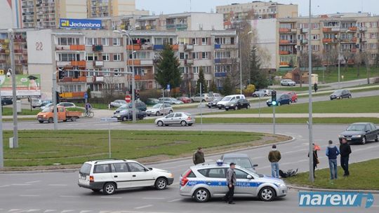 Kolizja drogowa na rondzie Solidarności