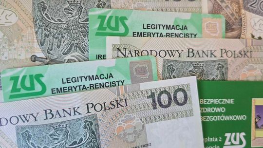 Komu ZUS wypłaci emeryturę lub rentę wcześniej?