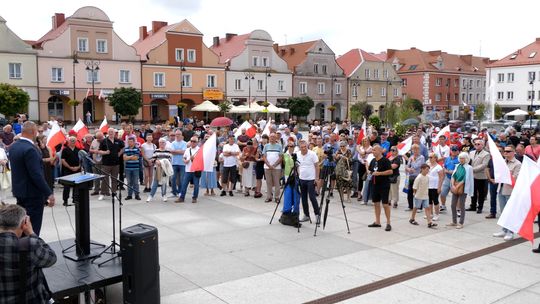 Konfederacja na ulicach – sprzeciw wobec polityki migracyjnej. Łomża dołącza do protestów