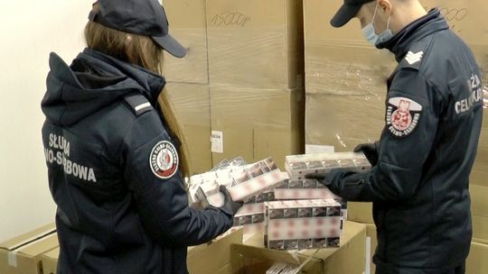 Krajowa Administracja Skarbowa udaremniła przemyt do Polski 650 tys. paczek papierosów