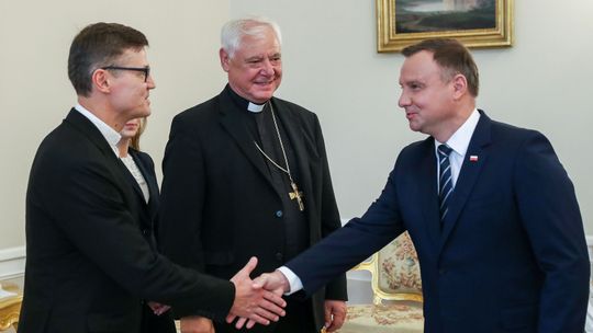 Krzyż Kawalerski Orderu Odrodzenia Polski dla ks. Sławomira Śledziewskiego