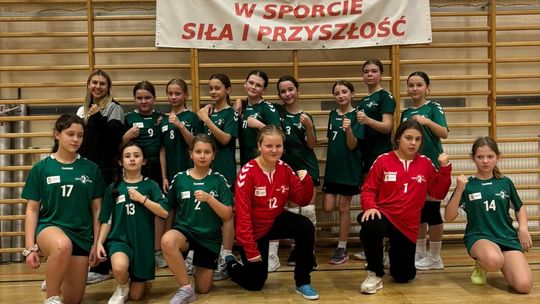 KS Handball Łomża na turnieju w Maciejowicach