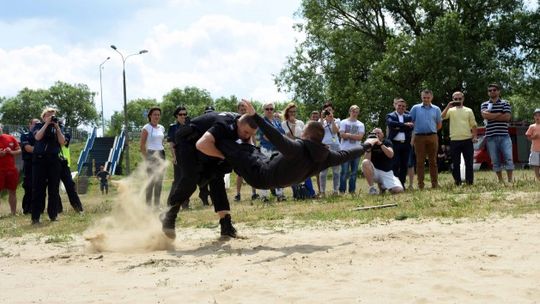 Lepiej grzecznie i przepisowo - FOTO