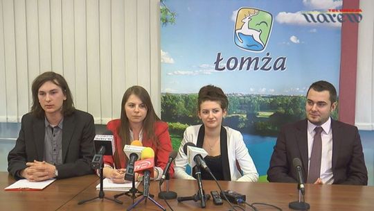 Łomża - prawybory prezydenckie w szkołach - VIDEO