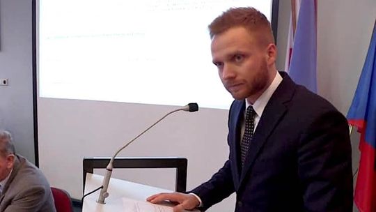 Łomżyński zarząd Platformy Obywatelskiej rekomenduje radnym z klubu KO niepopieranie projektu budżetu miasta na 2022 rok 
