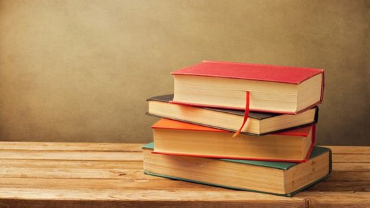 Maj  w bibliotekach ostrołęckich