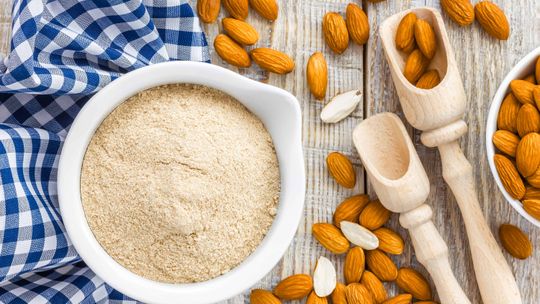 Mąka migdałowa - bezglutenowa alternatywa dla zdrowego wypieku