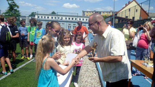 Mali zawodnicy, wielkie zwycięstwa