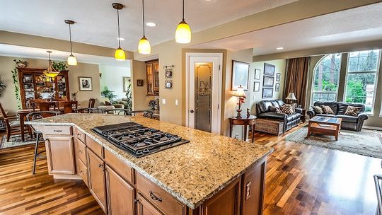 Materiały idealne do wykończenia podłogi