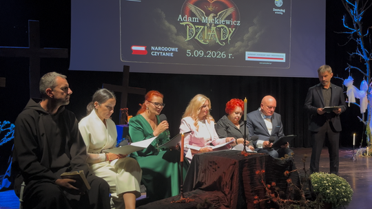Mickiewicz w Hali Kultury. Łomża po raz piętnasty czytała wspólnie