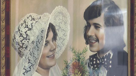 „Monidło” wystawa fotografii Witolda Skarbińskiego w Galerii pod arkadami w Łomży - VIDEO