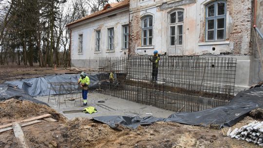 Muzeum Cypriana Norwida w Dębinkach przechodzi gruntowną renowację