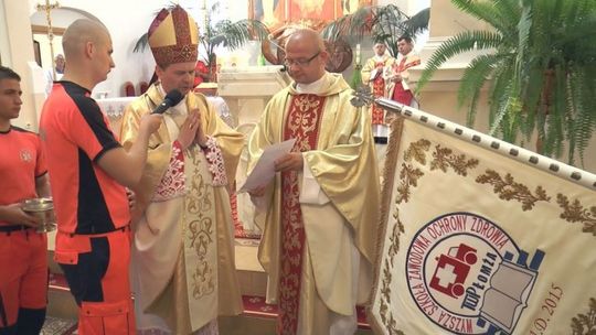 Nadanie Sztandaru WSZOZ TWP w Łomży - VIDEO