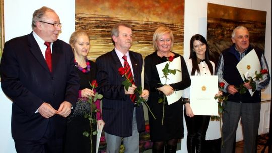 Nagrody za osiągnięcie w dziedzinie kultury