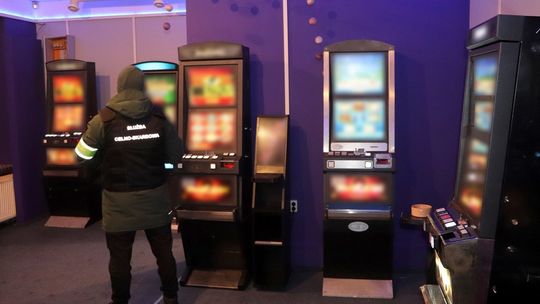 Nielegalny salon gier hazardowych w Zambrowie zlikwidowany
