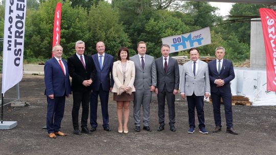 Obwodnica Ostrołęki rośnie w oczach. Samorząd Mazowsza wspiera inwestycję i podpisuje kolejne umowy - [VIDEO]