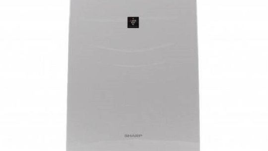 Oczyszczacz powietrza do małego pokoju. Sprawdzamy Sharp KC-F32EUW