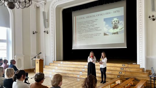 Ojcowie wolnej Polski upamiętnieni w I Liceum w Łomży - [VIDEO]