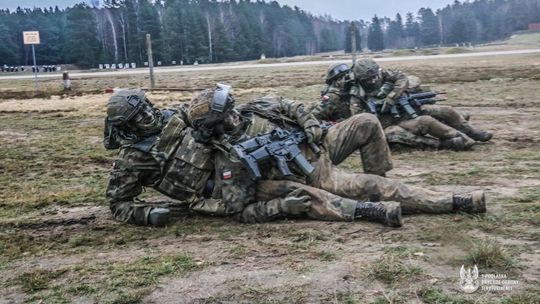 Ostatni egzamin przed przysięgą w 1. Podlaskiej Brygadzie Obrony Terytorialnej