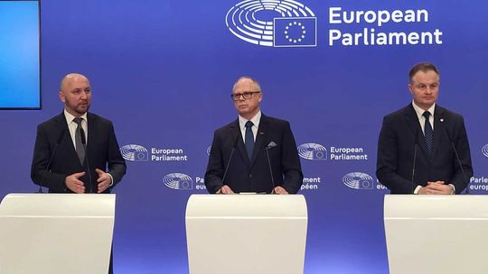 Pakt na rzecz regionów granicznych UE – stanowisko samorządowców z Polski wschodniej Pakt na rzecz regionów granicznych UE – stanowisko samorządowców z Polski wschodniej