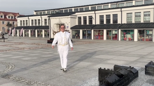 Piosenki o prawdziwej miłości – koncert Tadeusza Walewacza w Łomży [VIDEO]