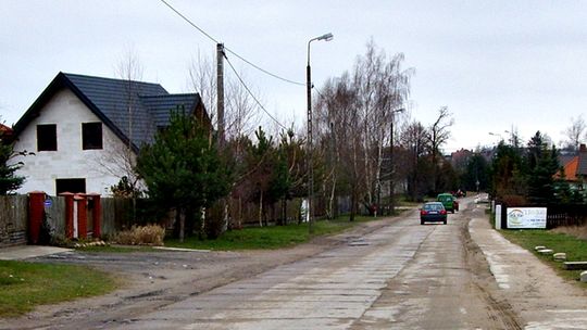 Płyty z Wiosennej na innych ulicach, trwają remonty chodników