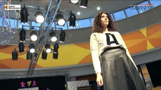 Pokazy mody w Galerii Bursztynowa w Ostrołęce. VIDEO