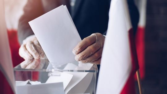 Polacy boją się, że PiS sfałszuje wybory [SONDAŻ]