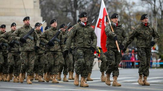 Polacy chcą przywrócenia zasadniczej służby wojskowej? Oto co myślą [SONDAŻ]