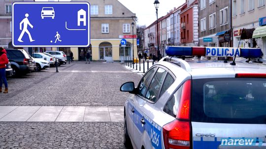 Policja "rozlicza" źle parkujących na Starym Rynku 