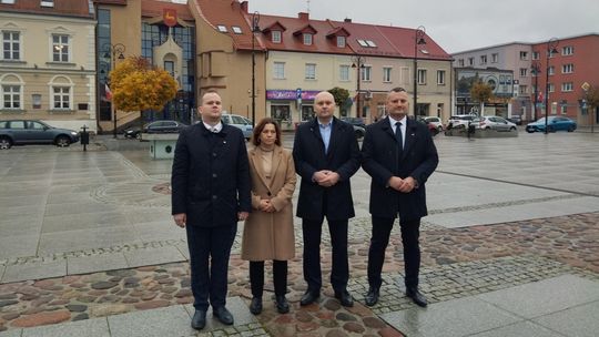 Politycy Nowej Nadziei ostrzegają przed zagrożeniami dla suwerenności Polski, nawiązując do historii III rozbioru [VIDEO]