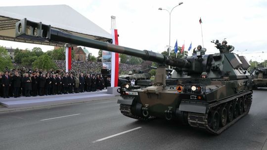 Polska sprzedaje broń Ukrainie. Kontrakt na Kraby warty miliardy złotych