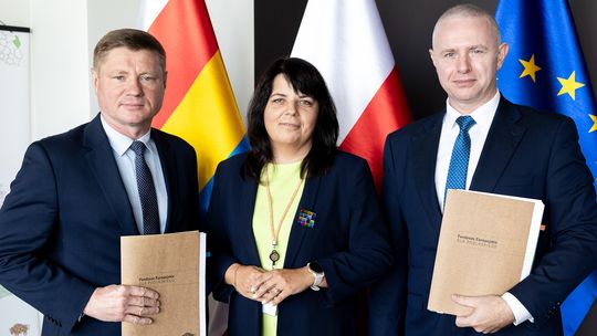 Ponad 1 mln zł na e-usługi w podlaskich gminach